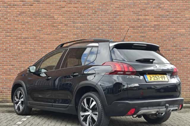Peugeot 2008 (2019) thumbnail 3