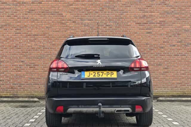 Peugeot 2008 (2019) thumbnail 4