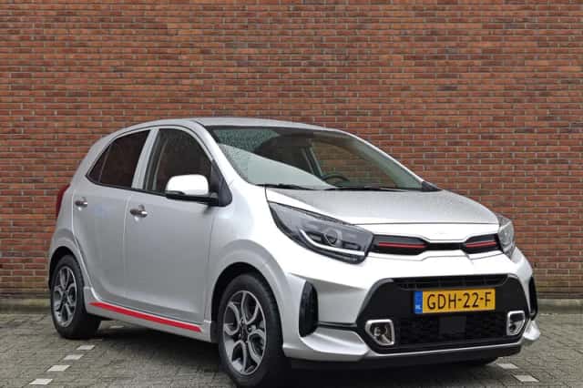 Kia Picanto (2024) thumbnail 7