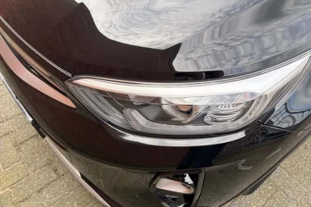 Kia Stonic (2018) thumbnail 13