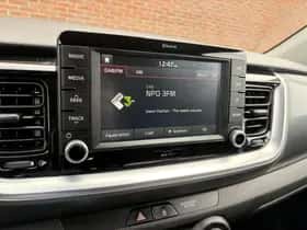 Kia Stonic (2018) thumbnail 24