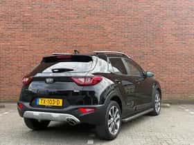 Kia Stonic (2018) thumbnail 6