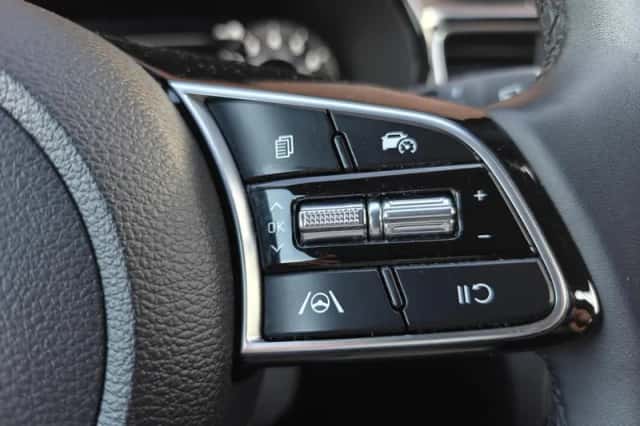 Kia Ceed Sportswagon (2024) thumbnail 13