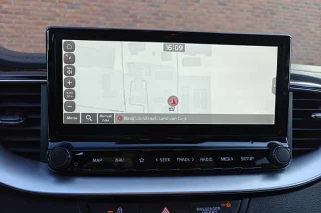 Kia Ceed Sportswagon (2024) thumbnail 14
