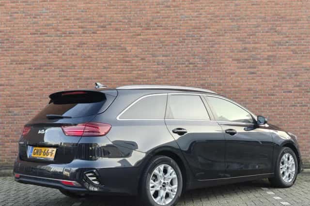 Kia Ceed Sportswagon (2024) thumbnail 6