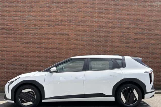 Kia EV4 (2026) thumbnail 5