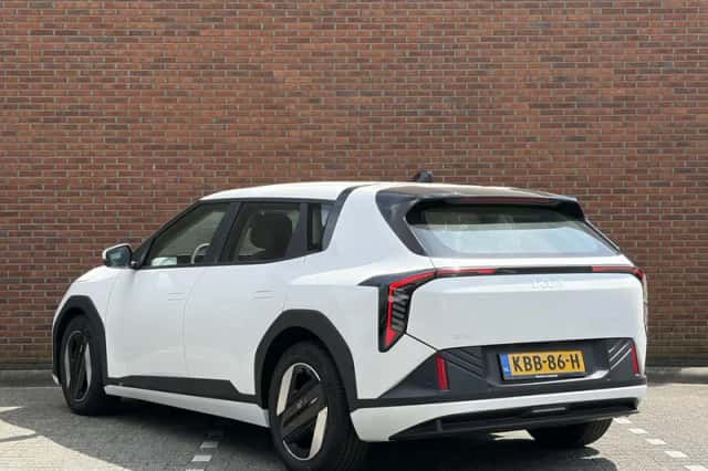 Kia EV4 (2026) thumbnail 7
