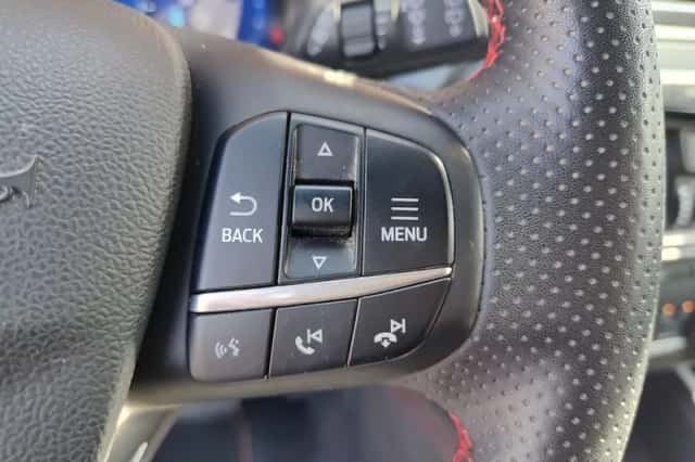 Ford Kuga (2023) thumbnail 13