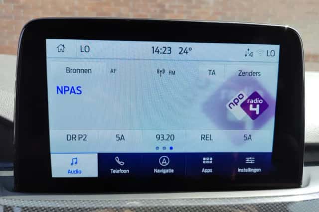 Ford Kuga (2023) thumbnail 14