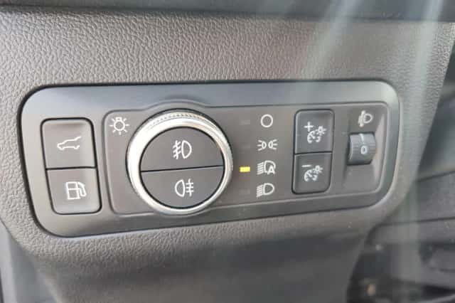 Ford Kuga (2023) thumbnail 24