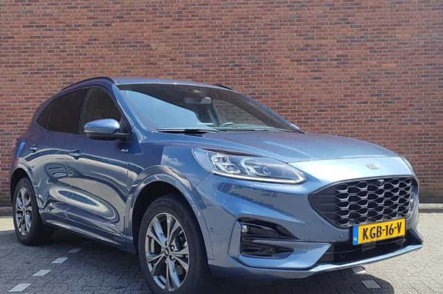 Ford Kuga (2023) thumbnail 6