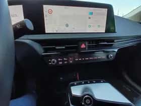 Kia EV6 (2021) thumbnail 12