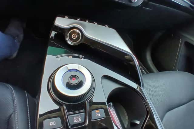 Kia EV6 (2021) thumbnail 14