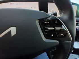 Kia EV6 (2021) thumbnail 17