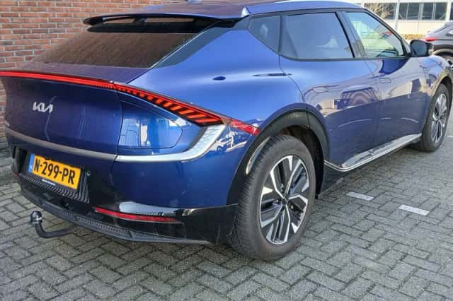 Kia EV6 (2021) thumbnail 5