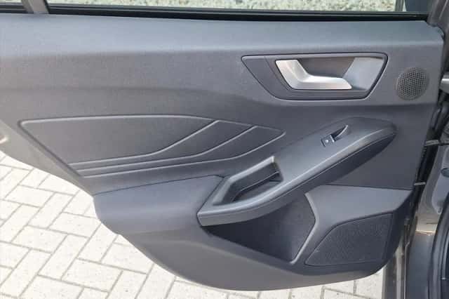Ford Focus (2024) thumbnail 23