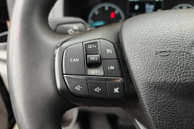 Ford Transit Custom (2023) thumbnail 16