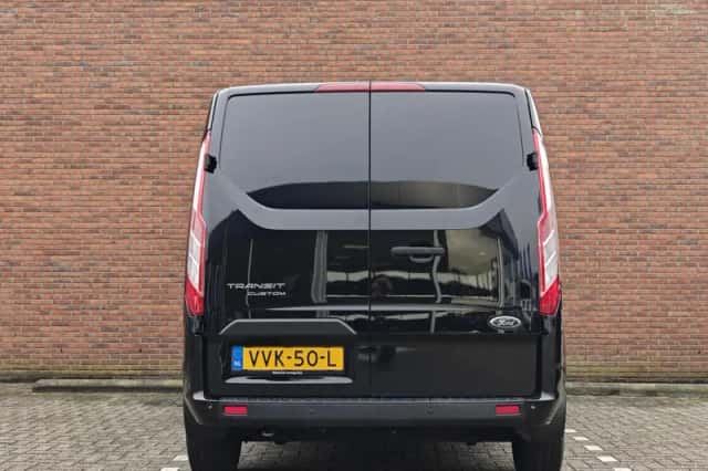 Ford Transit Custom (2023) thumbnail 4