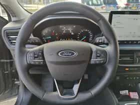 Ford Focus (2024) thumbnail 12