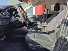 Ford Focus (2024) thumbnail 8