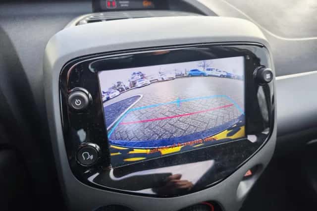 Toyota Aygo (2021) thumbnail 8