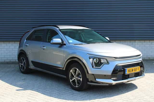 Kia Niro (2025) thumbnail 3