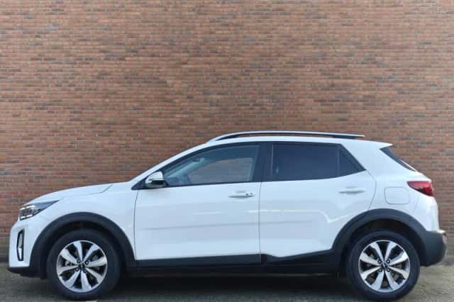 Kia Stonic (2025) thumbnail 3