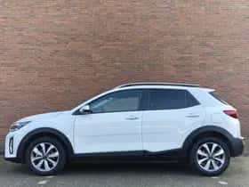 Kia Stonic (2025) thumbnail 3