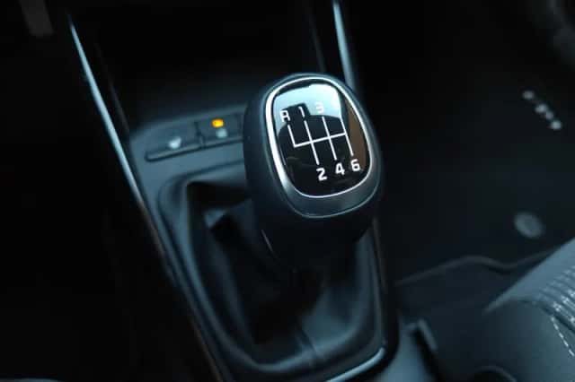 Kia Stonic (2025) thumbnail 24