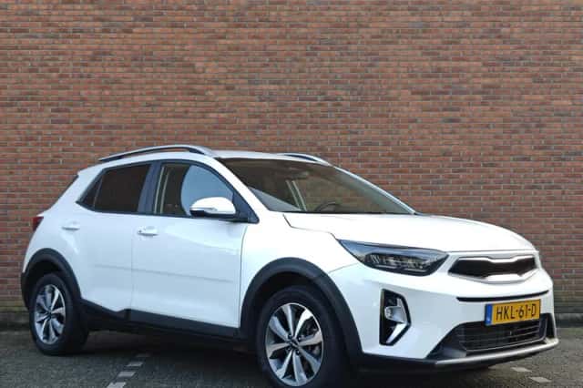 Kia Stonic (2025) thumbnail 7