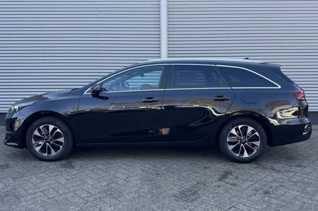 Kia Ceed Sportswagon (2025) thumbnail 3