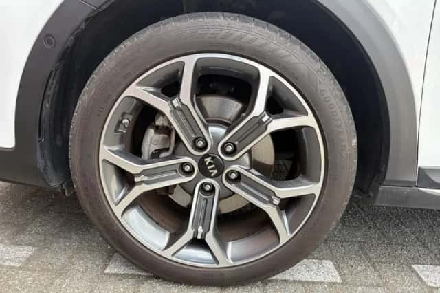 Kia XCeed (2021) thumbnail 15