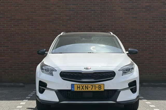 Kia XCeed (2021) thumbnail 3