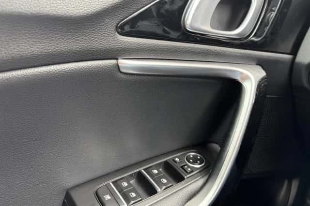Kia XCeed (2021) thumbnail 28