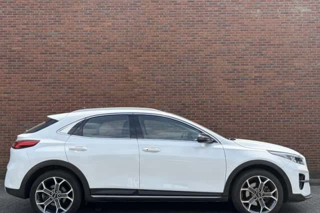 Kia XCeed (2021) thumbnail 4