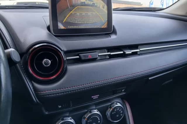 Mazda CX-3 (2015) thumbnail 9