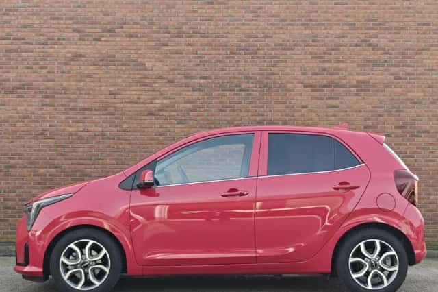 Kia Picanto (2024) thumbnail 3