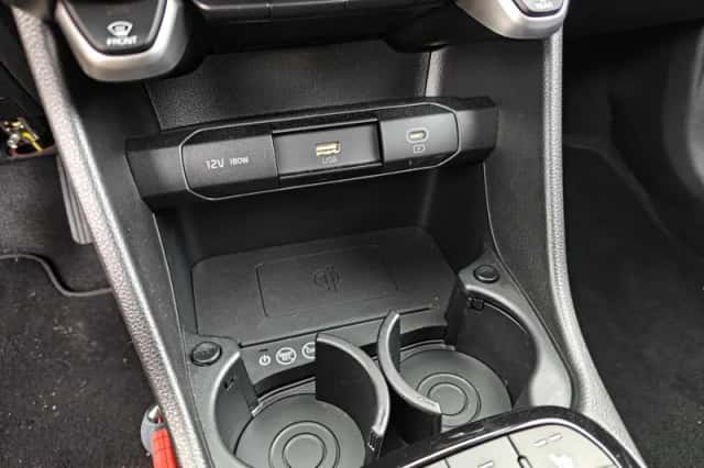 Kia Picanto (2024) thumbnail 22