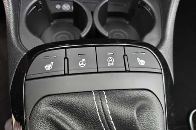 Kia Picanto (2024) thumbnail 23
