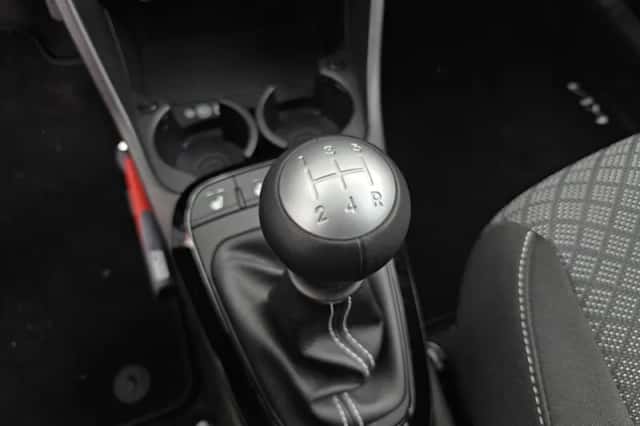 Kia Picanto (2024) thumbnail 24