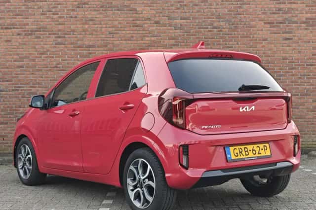 Kia Picanto (2024) thumbnail 4