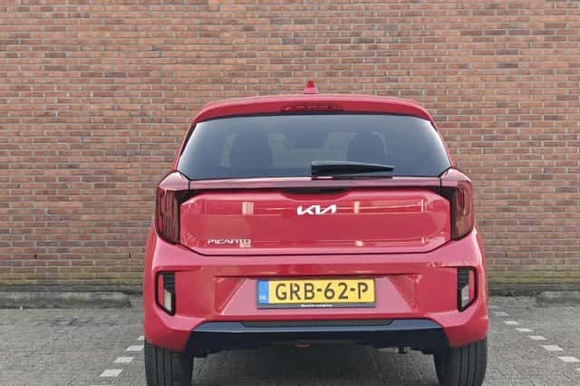 Kia Picanto (2024) thumbnail 5