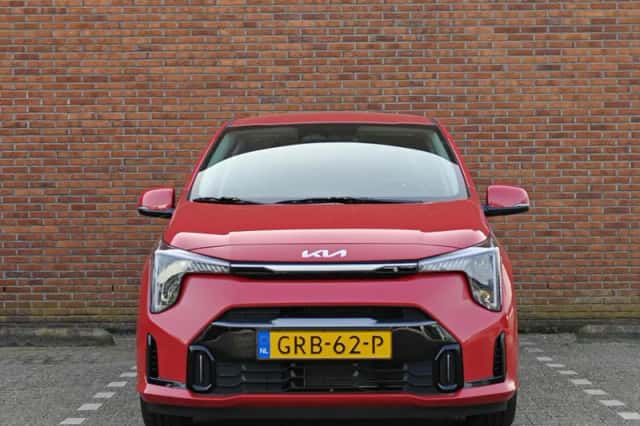 Kia Picanto (2024) thumbnail 8