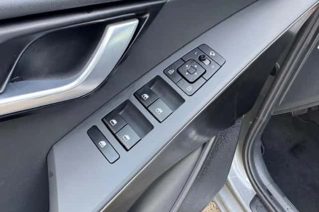 Kia Niro (2022) thumbnail 29