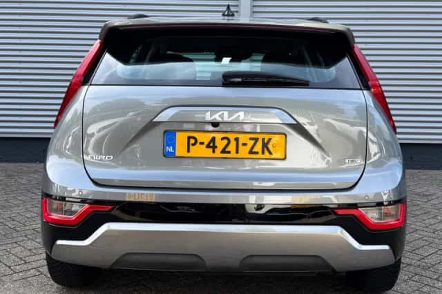 Kia Niro (2022) thumbnail 5