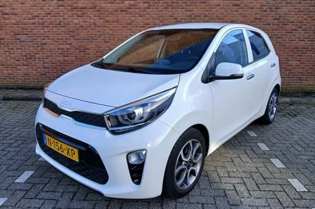 Kia Picanto (2022) thumbnail 2