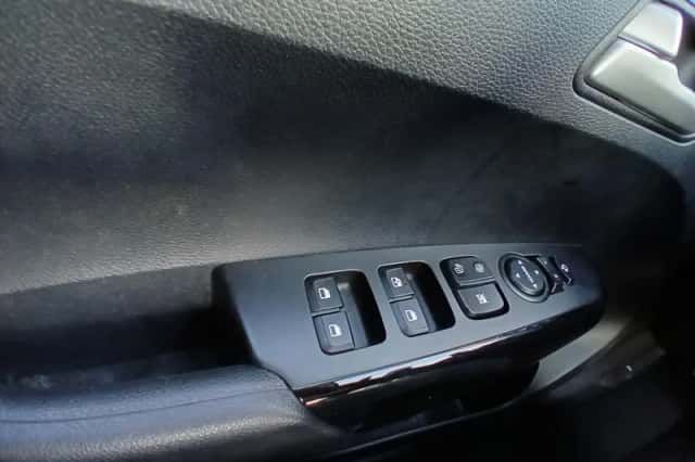 Kia Picanto (2022) thumbnail 13