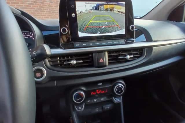Kia Picanto (2022) thumbnail 20