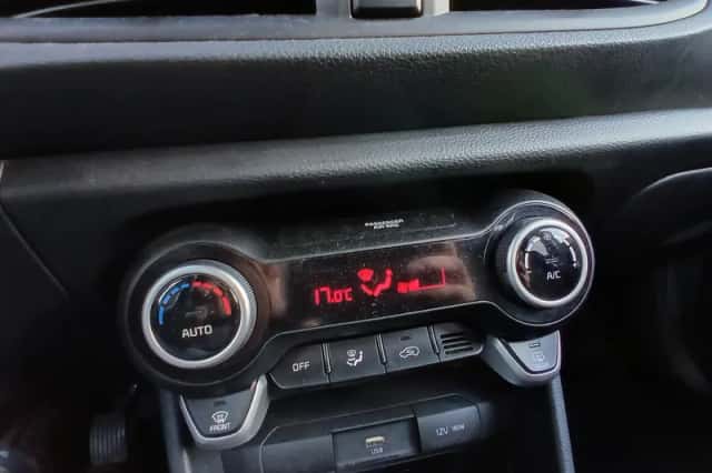 Kia Picanto (2022) thumbnail 22