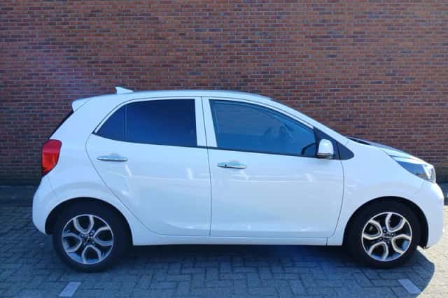 Kia Picanto (2022) thumbnail 7